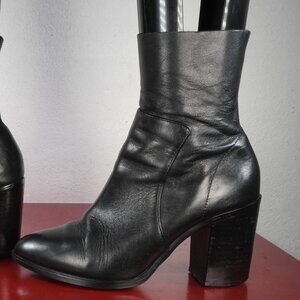 Women's Steve Madden Black Leather Chunky Heel Pointed Ankle Fashion Boots 7